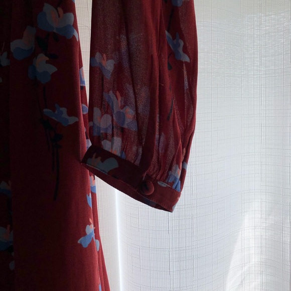 LOFT Floral Dress - Picture 4 of 5